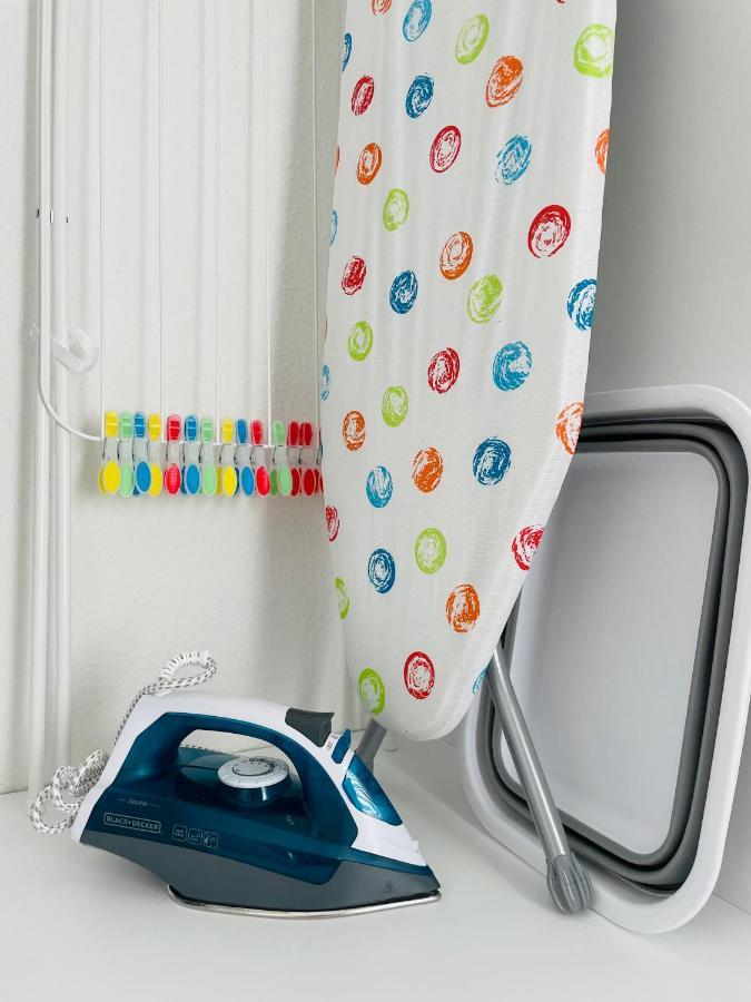 Klassen Stay - Exklusives Apartment Am Hbf - Kueche, Netflix, Kingsizebett Koblenz  Bagian luar foto